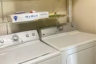 1051 Country Club Dr, Seguin, TX 78155 - Photo 15