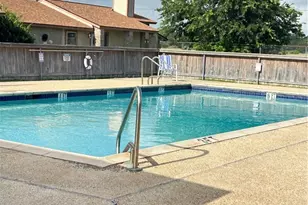 1051 Country Club Dr, Seguin, TX 78155 - Photo 19