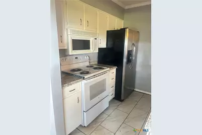 1051 Country Club Drive #28, Seguin, TX 78155 - Photo 5