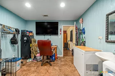 1715 Algee Street, Port Lavaca, TX 77979 - Photo 19