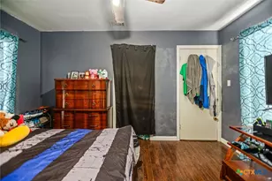 1715 Algee St, Port Lavaca, TX 77979 - Photo 17