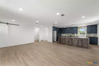 1810 Crestridge Drive, Killeen, TX 76549 - Photo 3