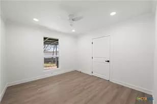 1810 Crestridge Dr, Killeen, TX 76549 - Photo 13