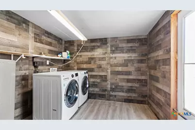 236 Glenbrook Drive, New Braunfels, TX 78130 - Photo 13