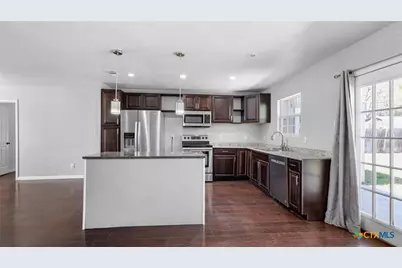 236 Glenbrook Drive, New Braunfels, TX 78130 - Photo 9