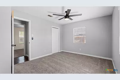236 Glenbrook Drive, New Braunfels, TX 78130 - Photo 17