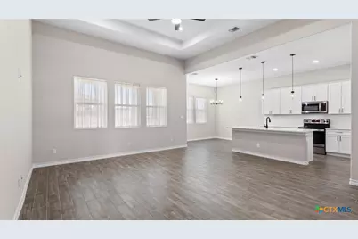 8511 Ventura Boulevard, Selma, TX 78154 - Photo 5