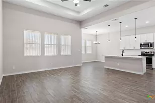 8511 Ventura Blvd, Selma, TX 78154 - Photo 5