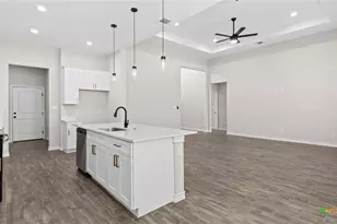 8511 Ventura Blvd, Selma, TX 78154 - Photo 7