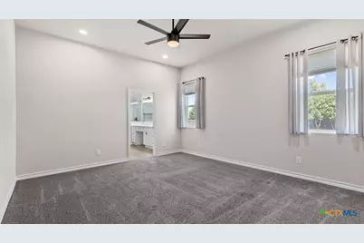 8511 Ventura Boulevard, Selma, TX 78154 - Photo 13