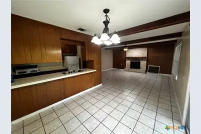 1004 Hillyer Street, San Marcos, TX 78666 - Photo 3