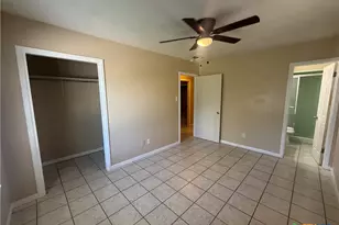 1004 Hillyer St, San Marcos, TX 78666 - Photo 15