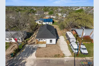 214 Spindletop Street, Gatesville, TX 76528 - Photo 3