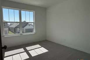 945 Heartseed Ave, New Braunfels, TX 78130 - Photo 21