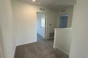 945 Heartseed Ave, New Braunfels, TX 78130 - Photo 19