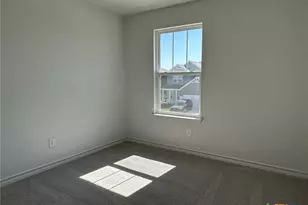 945 Heartseed Ave, New Braunfels, TX 78130 - Photo 23