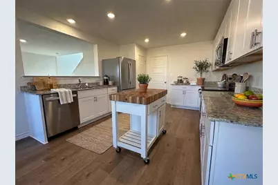 945 Heartseed Avenue, New Braunfels, TX 78130 - Photo 7