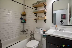 418 Brushy Creek, Victoria, TX 77904 - Photo 21