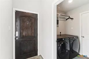 2024 Cowan Dr, New Braunfels, TX 78132 - Photo 7