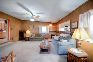 1631 E Fannin St, Luling, TX 78648 - Photo 13