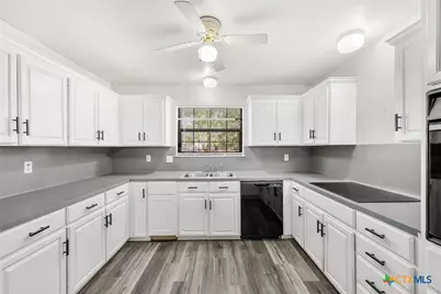 1513 Oak Park Lane, Salado, TX 76571 - Photo 11