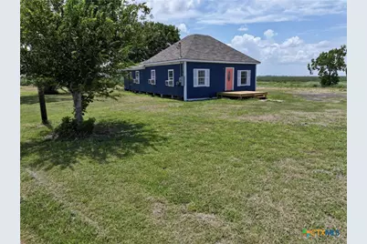 7296 Fm 234, El Toro, TX 77957 - Photo 1