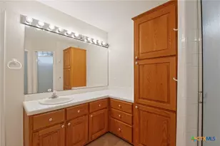 603 Oakway St, Victoria, TX 77905 - Photo 21