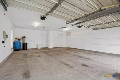 603 Oakway Street, Victoria, TX 77905 - Photo 41