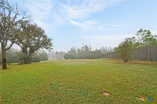 603 Oakway St, Victoria, TX 77905 - Photo 35