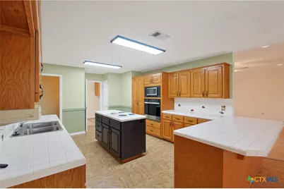 603 Oakway Street, Victoria, TX 77905 - Photo 11