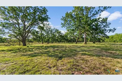 2427 Fm 234 South, Edna, TX 77957 - Photo 11