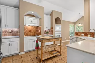 29 Horseshoe Trail, New Braunfels, TX 78132 - Photo 9