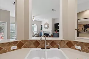 29 Horseshoe Trail, New Braunfels, TX 78132 - Photo 9