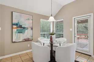 29 Horseshoe Trail, New Braunfels, TX 78132 - Photo 11