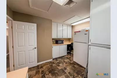 315 W Avenue M, Temple, TX 76504 - Photo 13