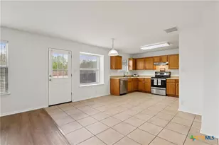 234 Val Verde, New Braunfels, TX 78130 - Photo 11