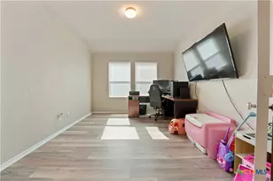 2946 Daisy Meadow, New Braunfels, TX 78130 - Photo 17