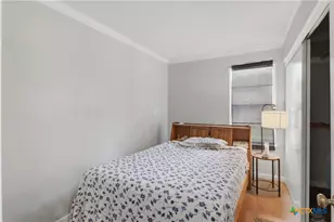 1051 Country Club Dr, Seguin, TX 78155 - Photo 17