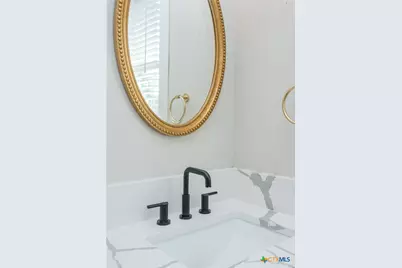 410 N Avenue D, Shiner, TX 77984 - Photo 29