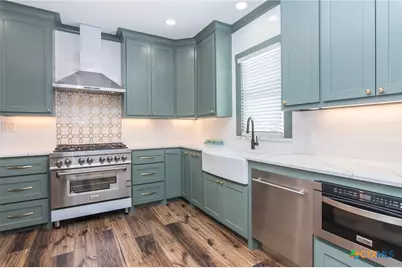 410 N Avenue D, Shiner, TX 77984 - Photo 15