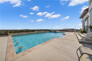 205 Co Rd 2727, Mico, TX 78056 - Photo 11