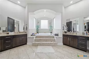 205 Co Rd 2727, Mico, TX 78056 - Photo 41