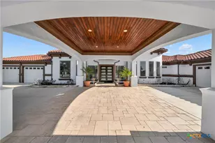 205 Co Rd 2727, Mico, TX 78056 - Photo 7