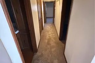 608 King Arthur St, Victoria, TX 77904 - Photo 5