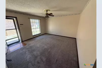 608 King Arthur Street, Victoria, TX 77904 - Photo 11