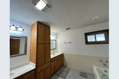 21344 Fm 2268, Holland, TX 76534 - Photo 15