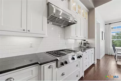 1058 Provence Place, New Braunfels, TX 78132 - Photo 11