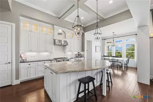 1058 Provence Pl, New Braunfels, TX 78132 - Photo 13