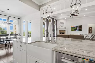 1058 Provence Place, New Braunfels, TX 78132 - Photo 11