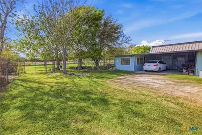 3278 State Highway 172, Ganado, TX 77962 - Photo 9